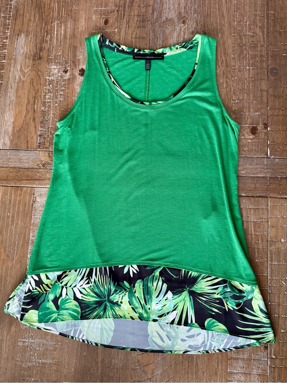 White House Black Market Sleeveless Green Tank with Tropical Hem, Size Small